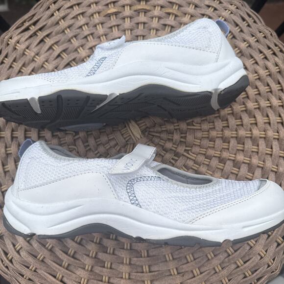VIONIC Mary Jane Slip On Sneakers White Women’s SIZE 8.5 Comfort 1st Ray tech - Picture 7 of 16